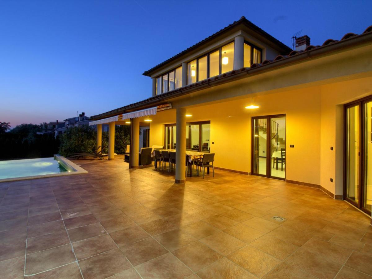 Holiday Home Andrea - Pul463 By Interhome ชีชาน ภายนอก รูปภาพ