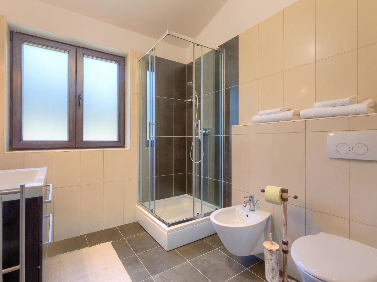 Holiday Home Andrea - Pul463 By Interhome ชีชาน ภายนอก รูปภาพ
